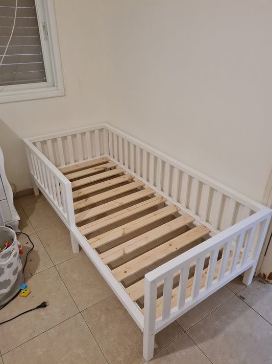 מיטה מונטסורית דגם ארנון